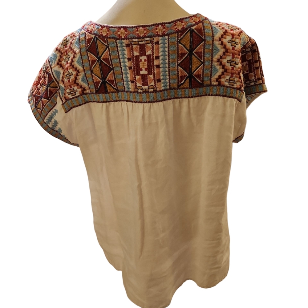 Johnny Was Embroidered Boho Top with Red and Blue Accents - Picture 3 of 6
